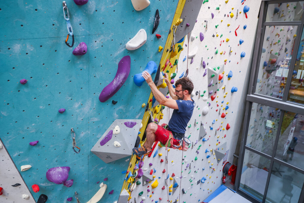 Climb Up Brest